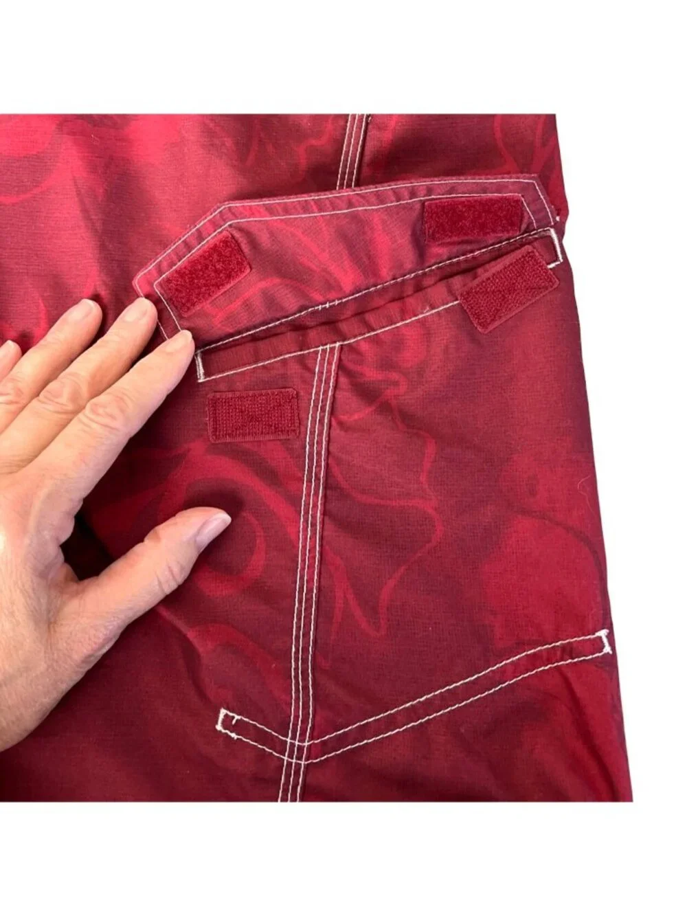 Speedo Mens Size Large Red Floral Watermark E-Board Shorts EUC